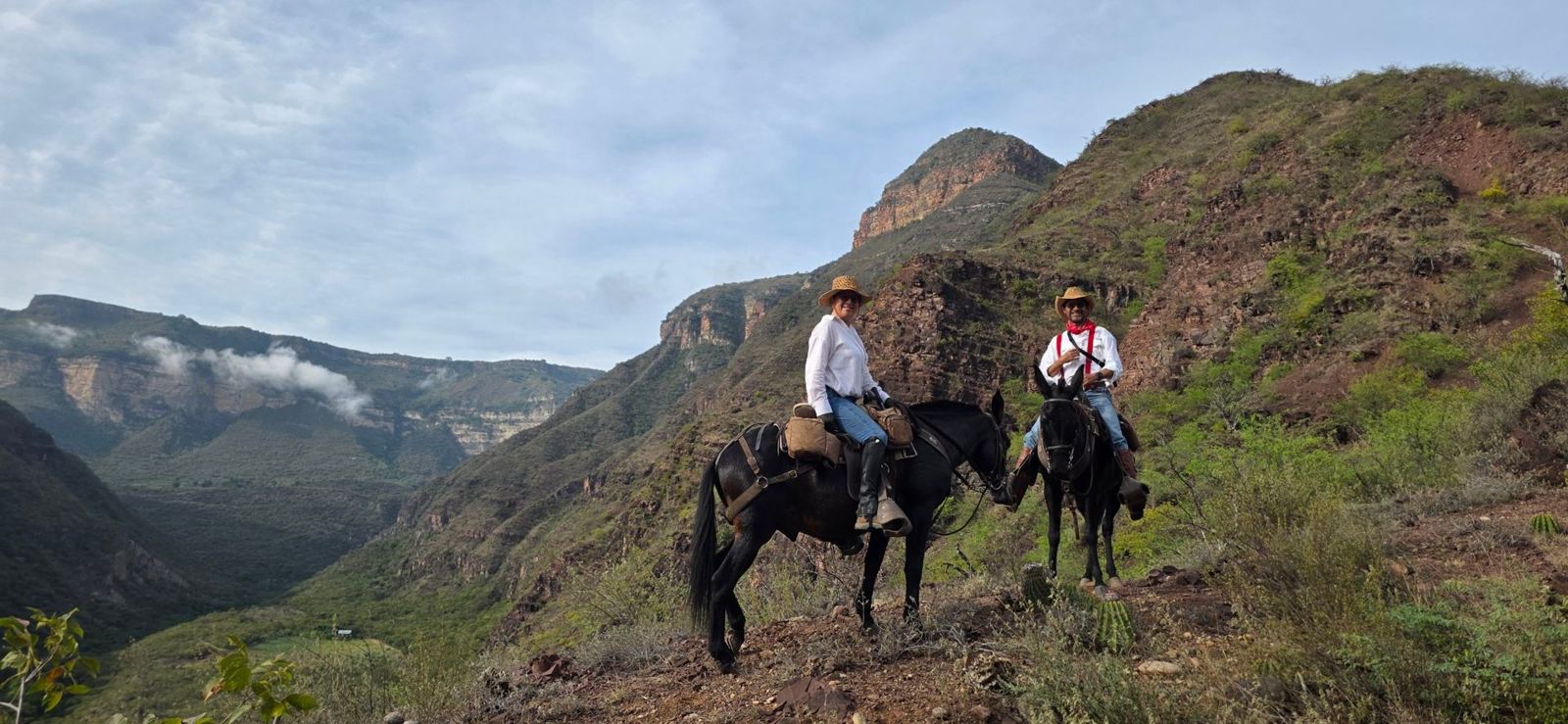 Travesía a lomo de mula por el Cañón del Chicamocha, Santander